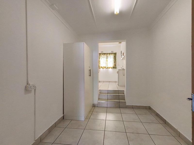 7 Bedroom Property for Sale in Mthata Eastern Cape